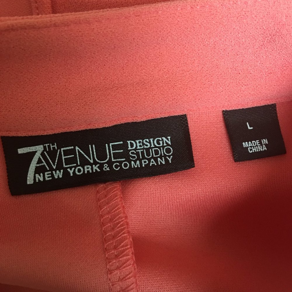 Flutter Sleeve Top With Shorts Nwot. - image 6